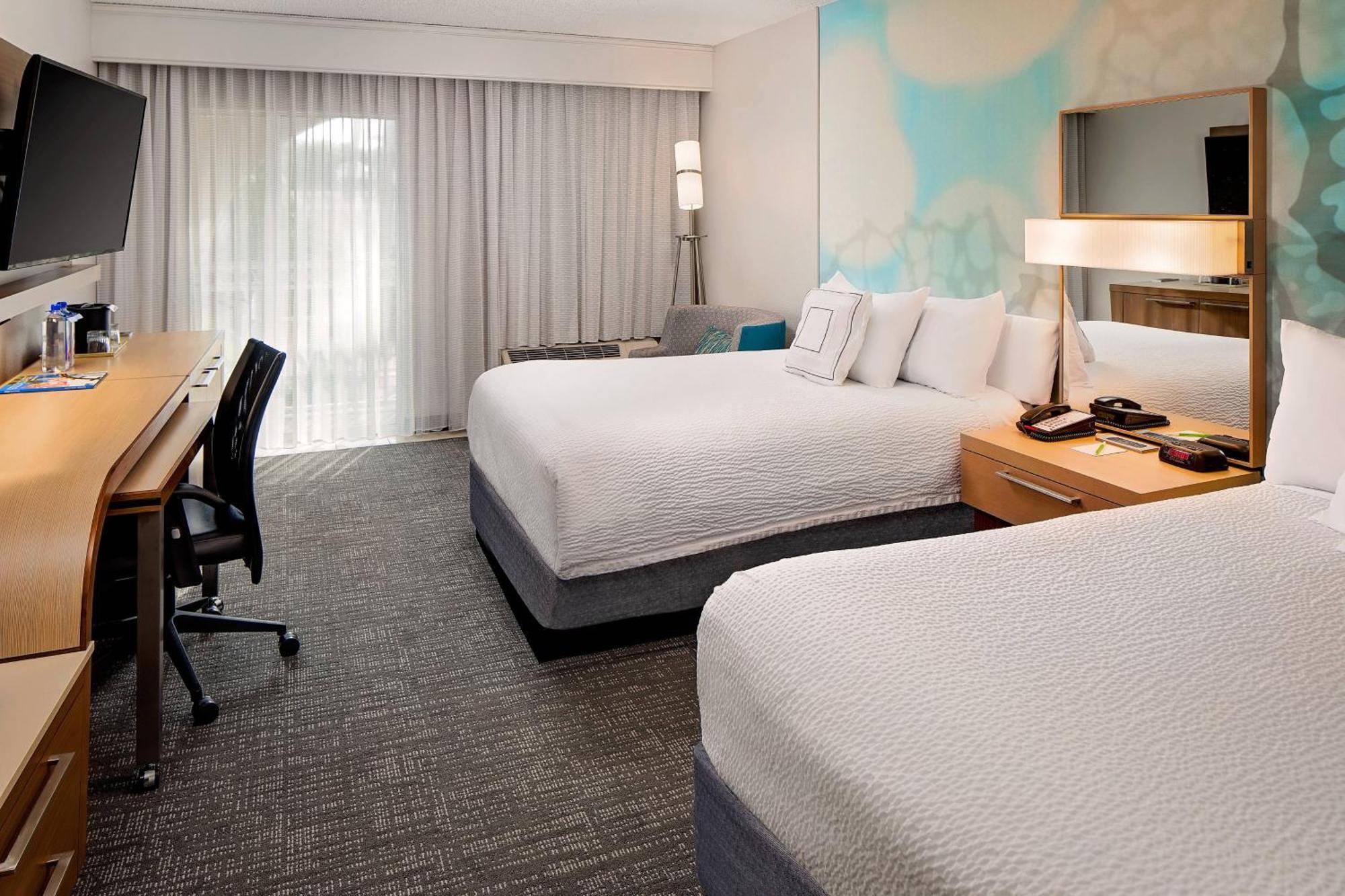 Courtyard By Marriott Fort Lauderdale North/Cypress Creek Екстериор снимка
