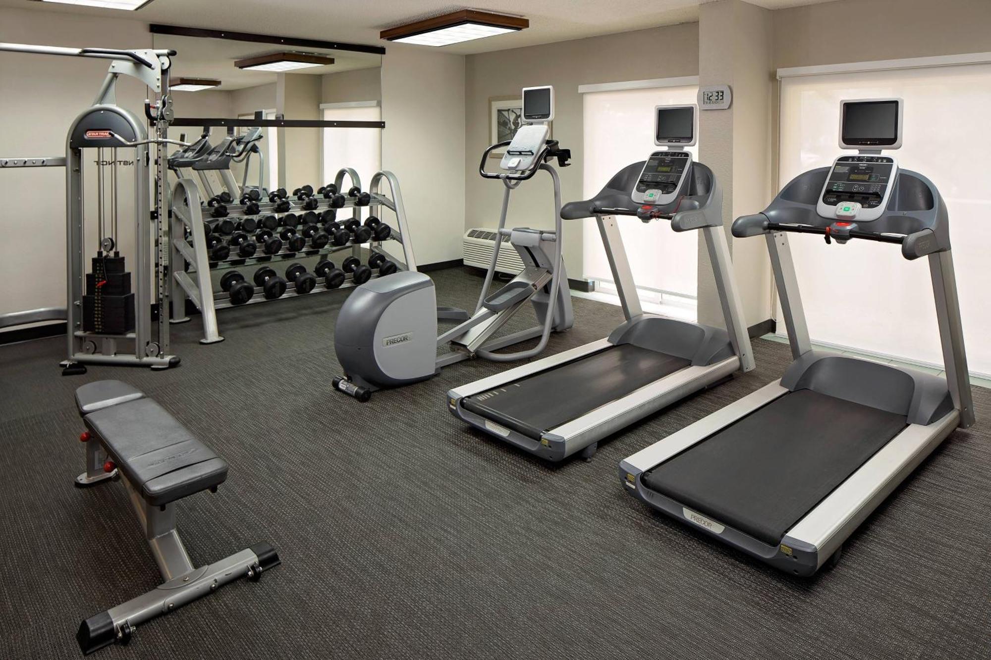 Courtyard By Marriott Fort Lauderdale North/Cypress Creek Екстериор снимка